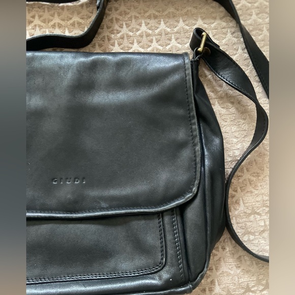 Giudi Italian Leather Brown Crossbody Shoulder Bag, leather  bag, vintage bag - Picture 11 of 14